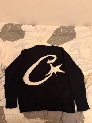 Corteiz sweatshirt - Säljer en helt ny Corteiz sweatshirt. Storlek XXS men passar som en XS.