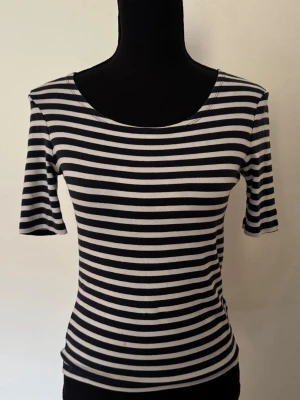 Gant tshirt  - Jättefin simpel gant tshirt 🩷Storlek S, inga defekter 