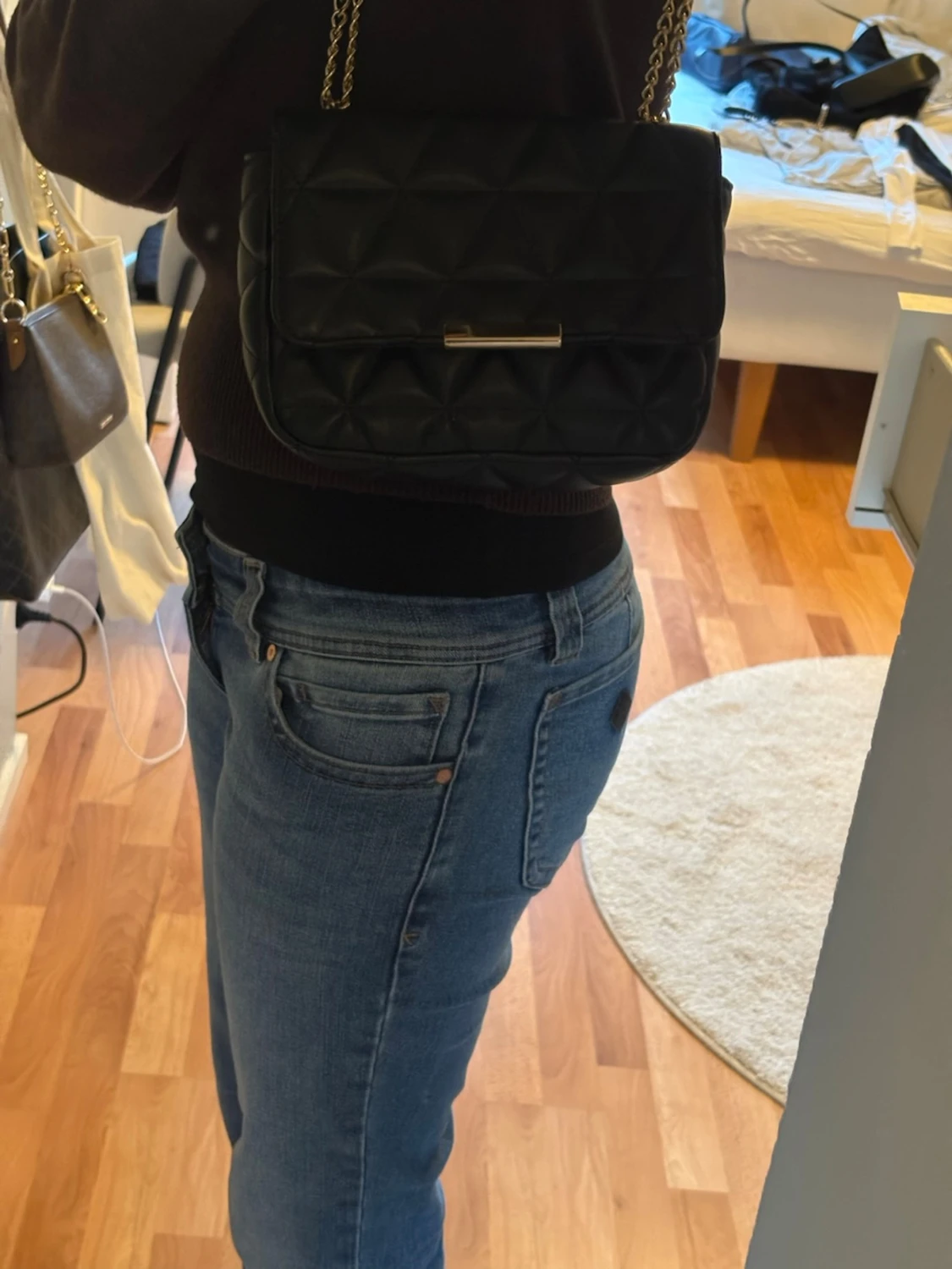 Liten svart väska från glitter - 1