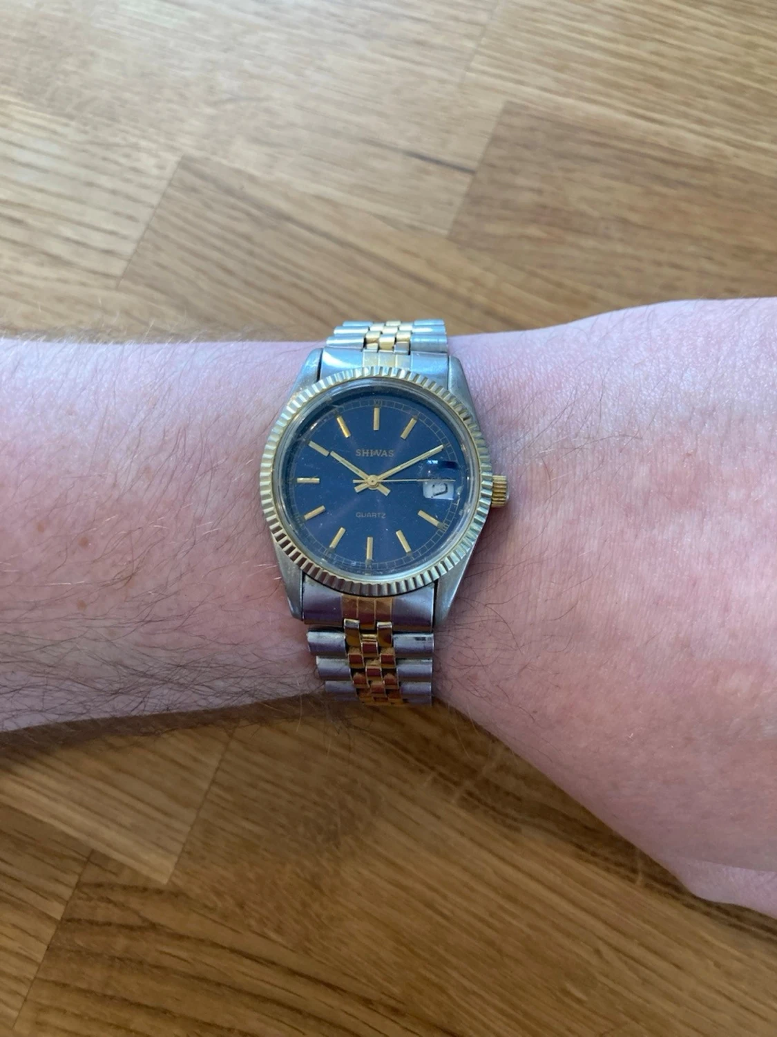 Shivas Quartz A2524 37mm Armbandsur - 2