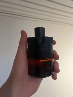 Azzoro the most wanted parfum - Ungefär: 97 ml kvar