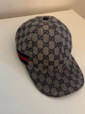 Fin beige blå keps - Väldigt fin keps