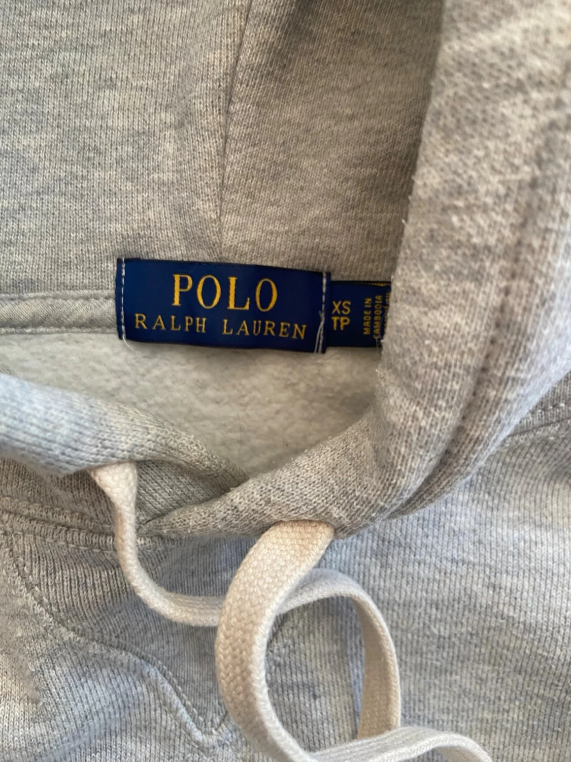 Grå hoodie från Polo Ralph Lauren - 2
