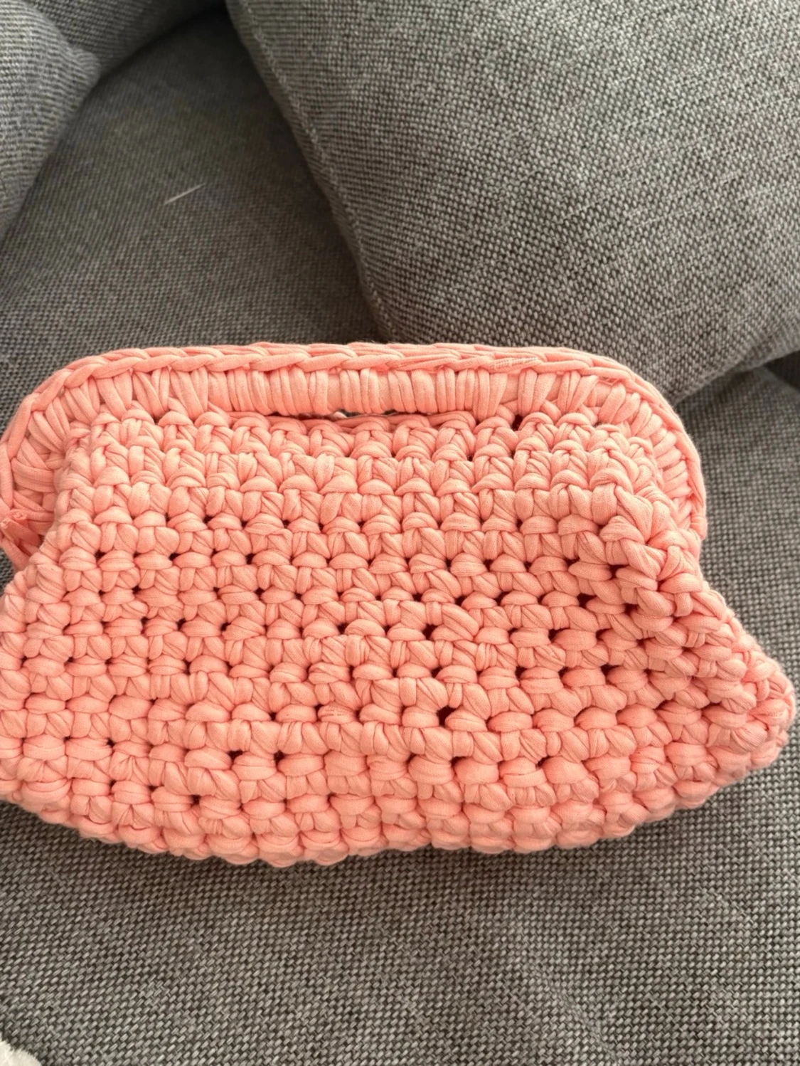 Handvirkad aprikos clutchbag - 1