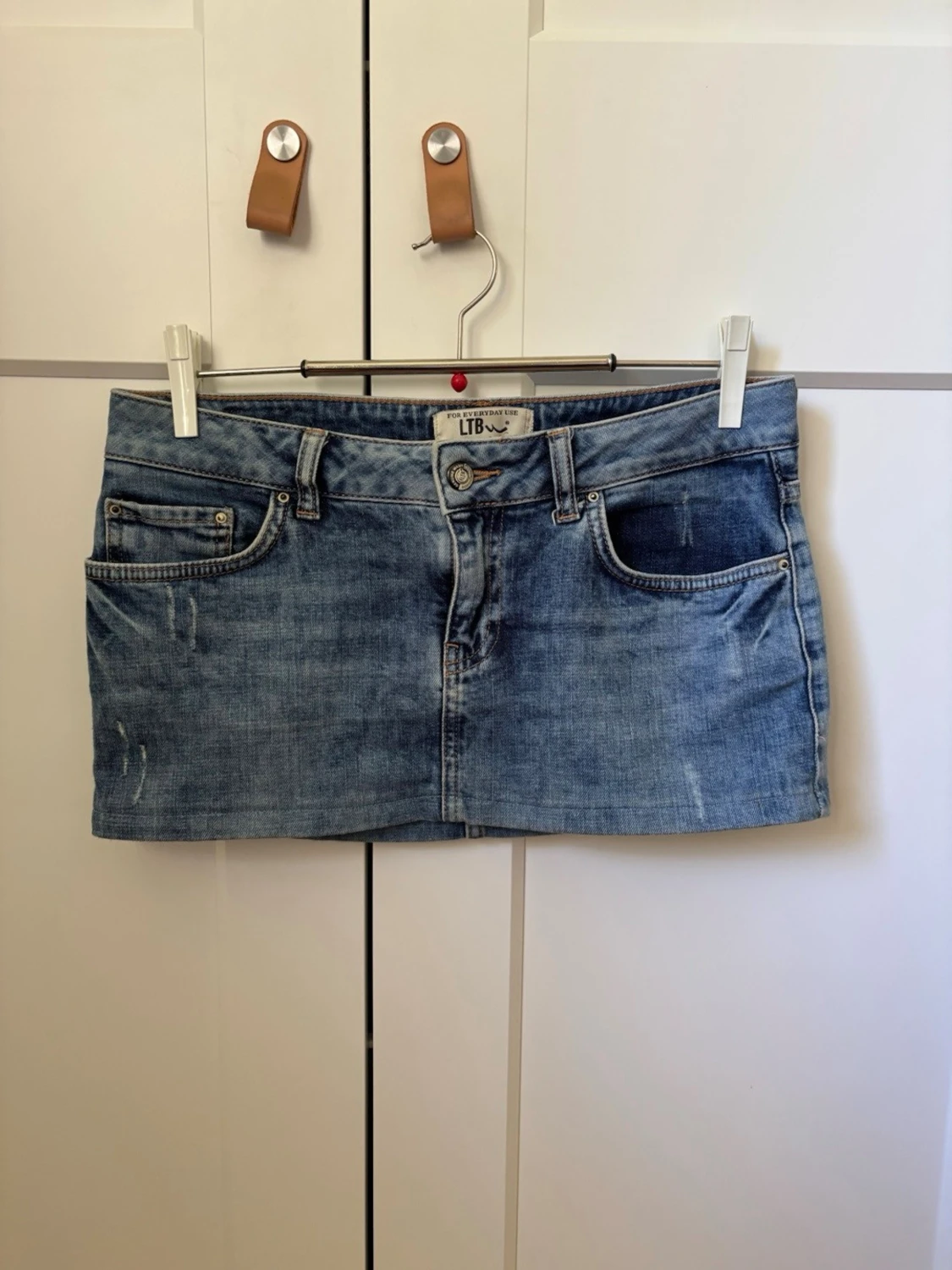 Blå jeansminikjol från LTB