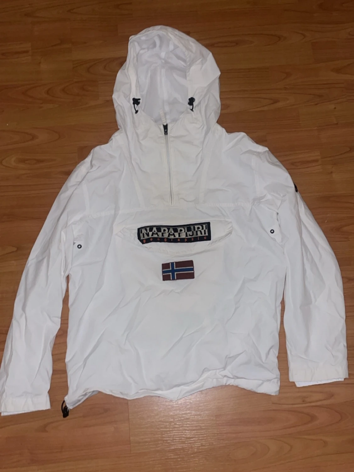Vit jacka från Napapijri