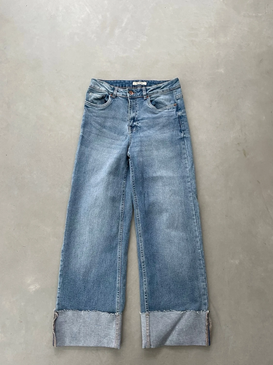 Blå raka jeans från Garcia