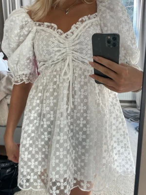 Studentklänning - Studentklänning i storlek S. Endast använd 1 gång 