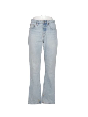 Ljusblå raka jeans med hög midja - Säljer ett par super snygga coola ljusblå jeans med rak passform och hög midja🩷
