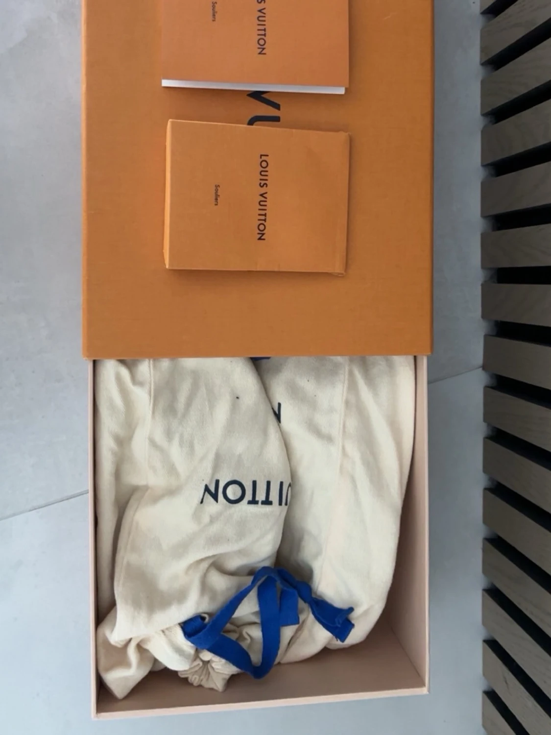 Louis Vuitton svarta sneakers - 4