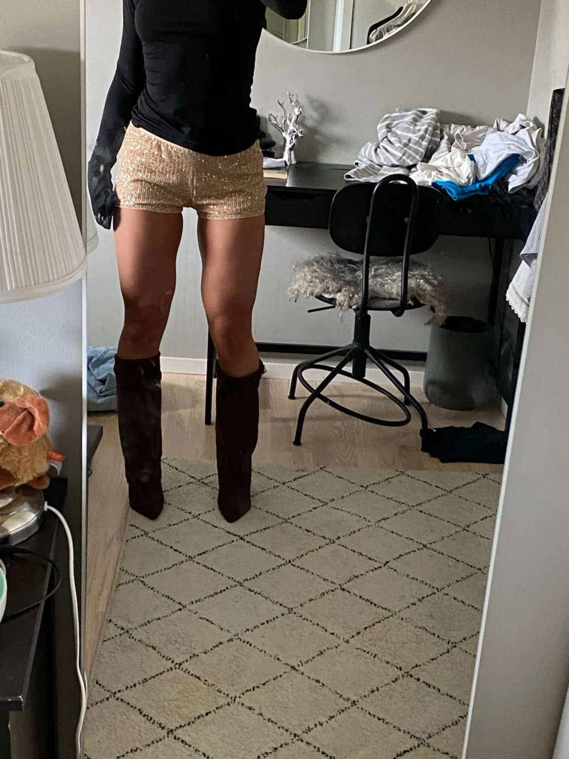 Glittriga paljett shorts - 3