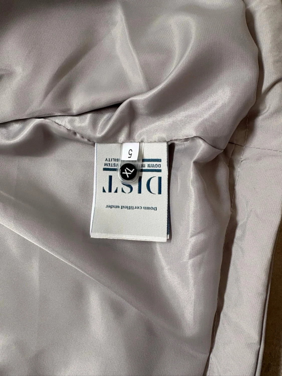 Ljusgrå vindjacka från Moncler - 3