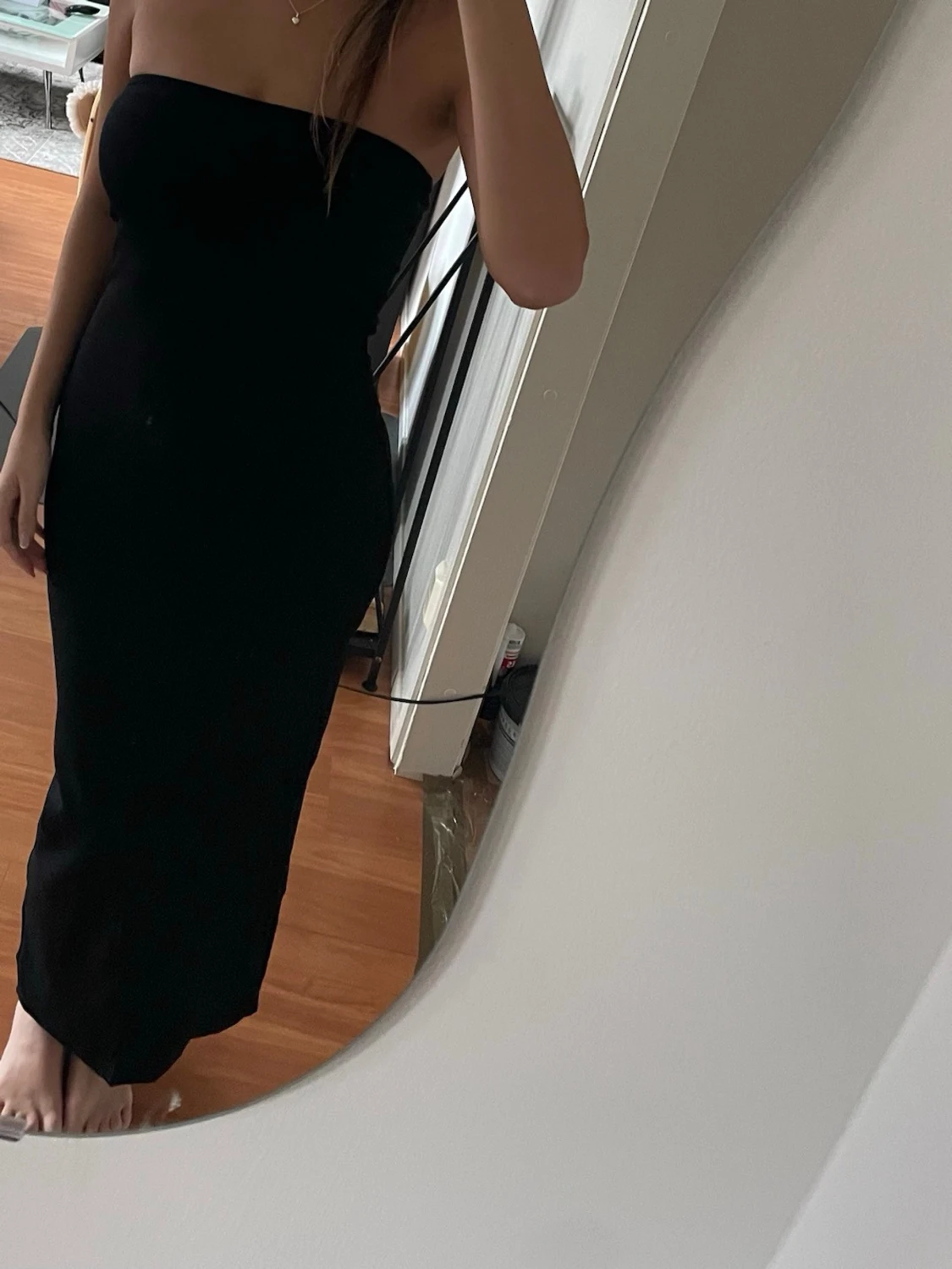 Svart axelbandslös långklänning - 2