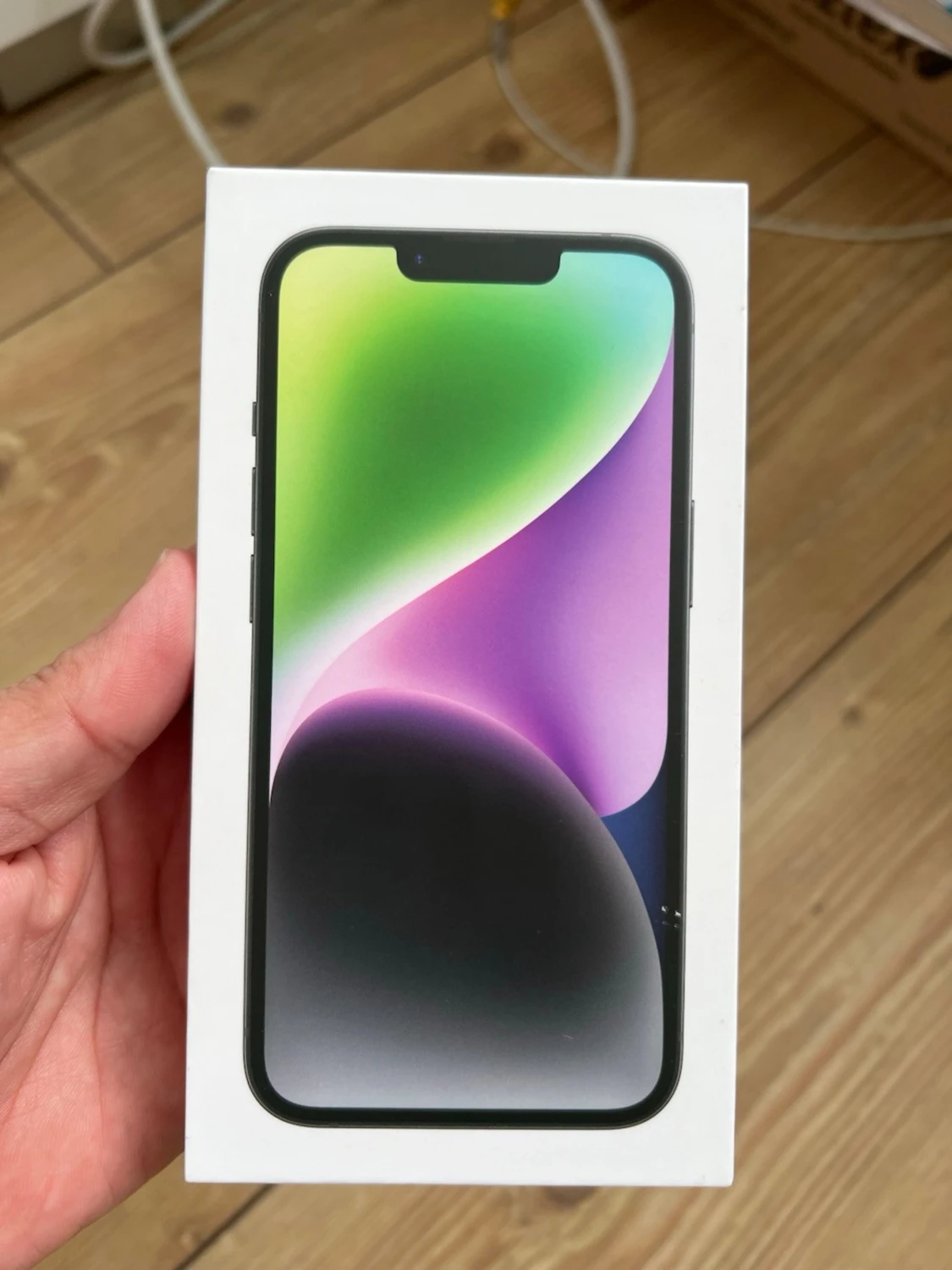Vit iPhone 14 med dubbla kameror - 2