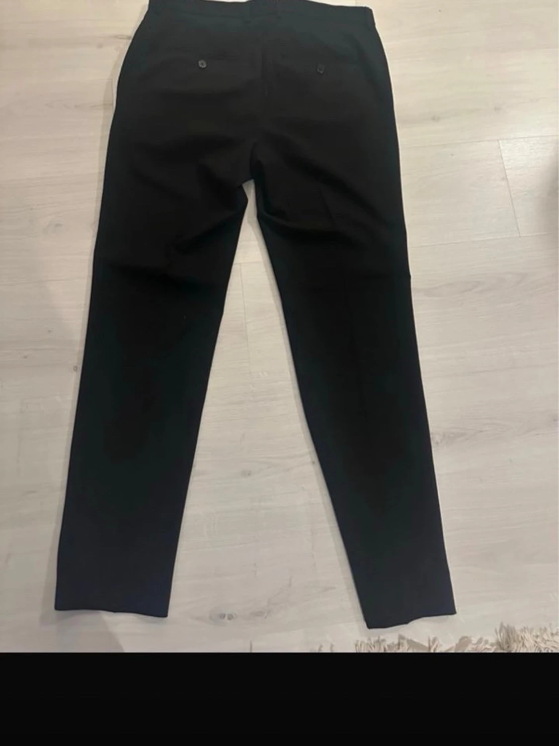 Svarta kostymbyxor från H&M - 3