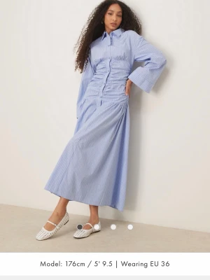 SÖKER NÅGON AV DESSA! - SÖKER DENNA KLÄNNING OAVSETT FÄRG I STRL 36/38/40!!