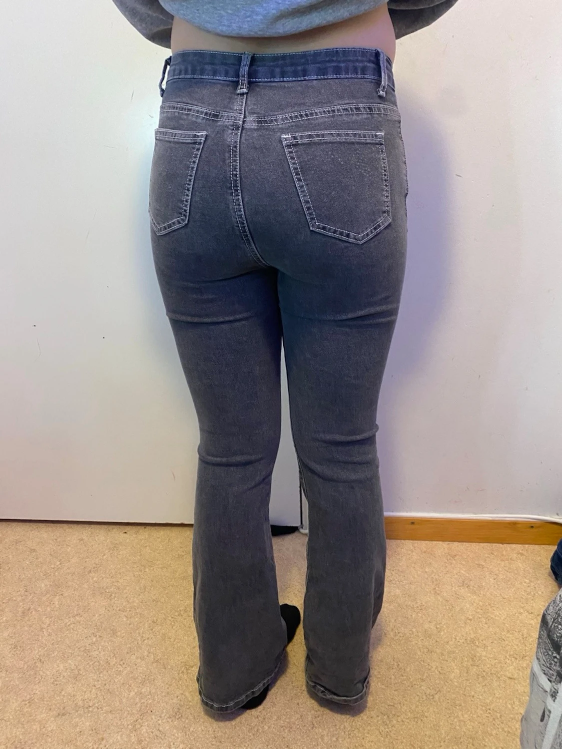 Grå/svarta jeans - 4