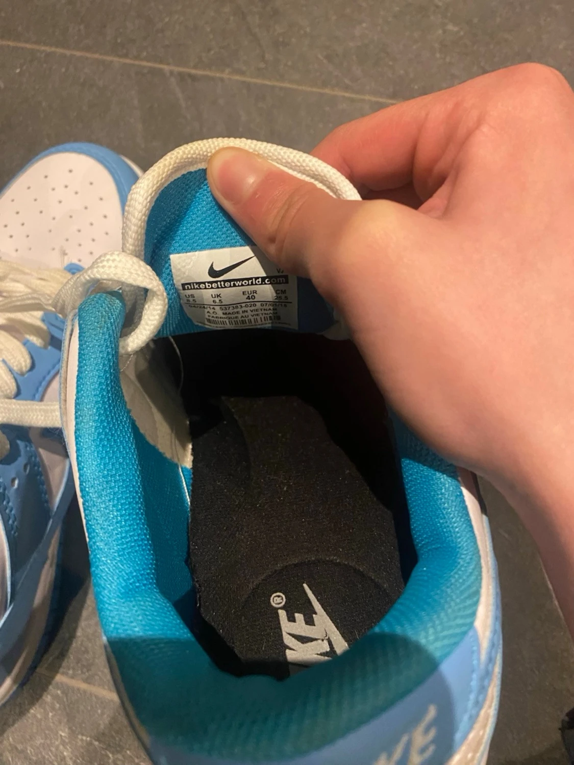 Nike Dunk Low blå och vita sneakers - 3