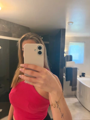 Topp - Fin topp i superbra skick💖djur och rökfritt hem💖