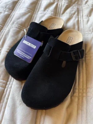 Birkenstock  - Splitternya. Passar 39-40. 