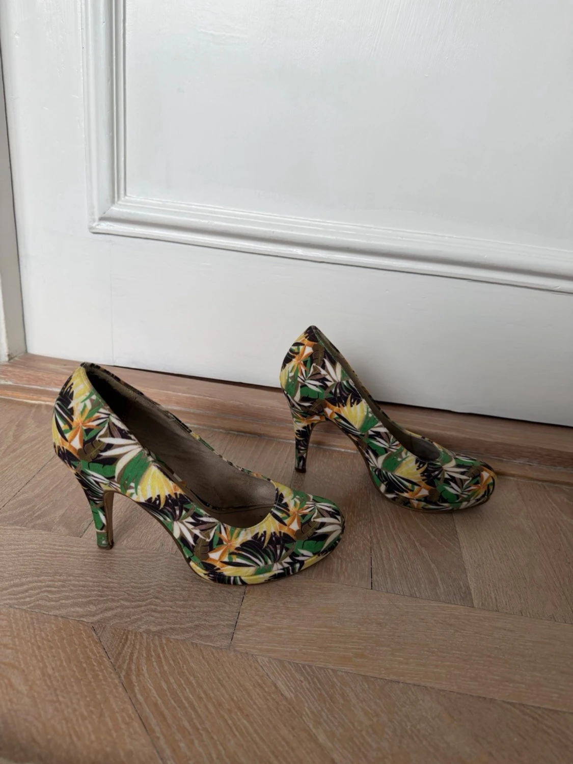 Blommiga pumps från Tamaris - 1