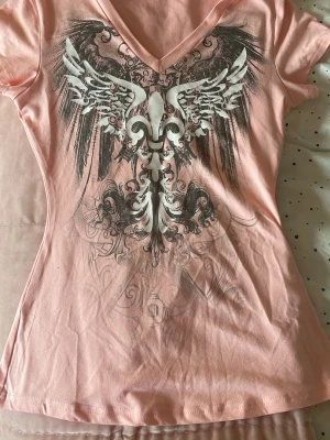 Fin y2k T-shirt xs - Änvänd en gång 