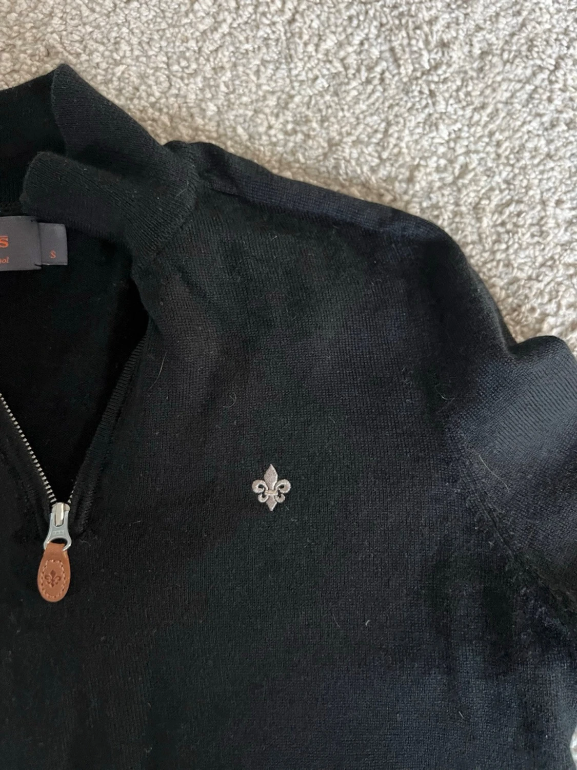 Svart Morris stickad tröja med halvzip - 1