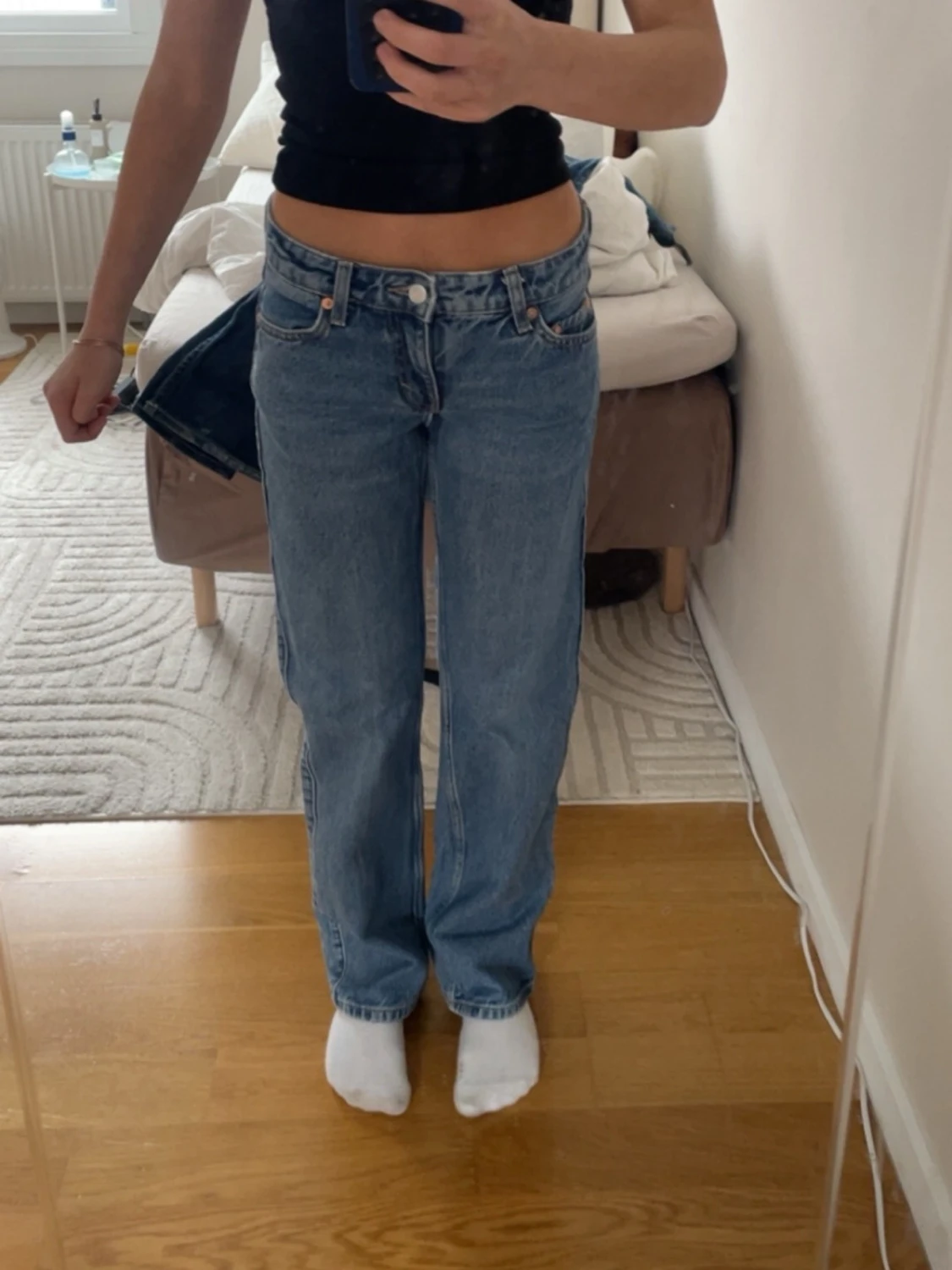Blå raka jeans från weekday