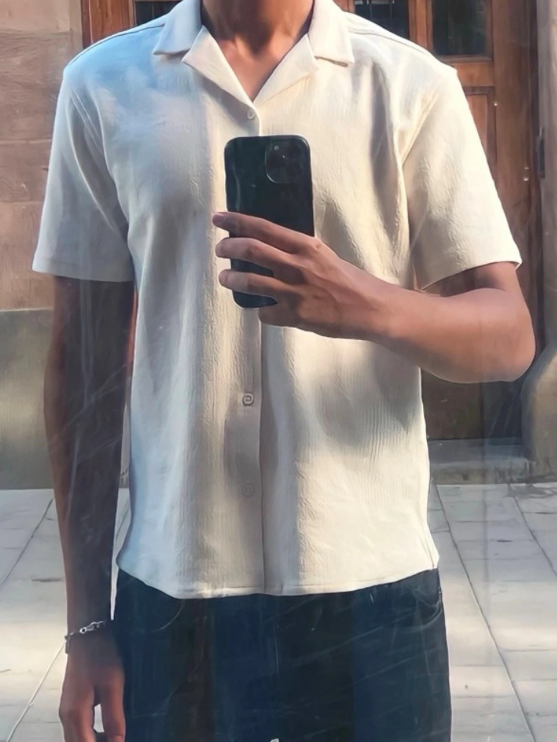 Krämvit kortärmad skjorta från Zara