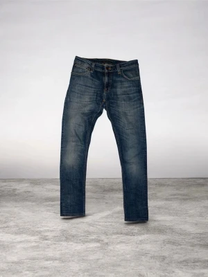 Nudie jeans  - Riktigt feta nudie jeans i  W28 L34. De har inga defekter eller skador. Hör av dig vid minsta lilla fundering👍pris kan diskuteras vid snabb affär!