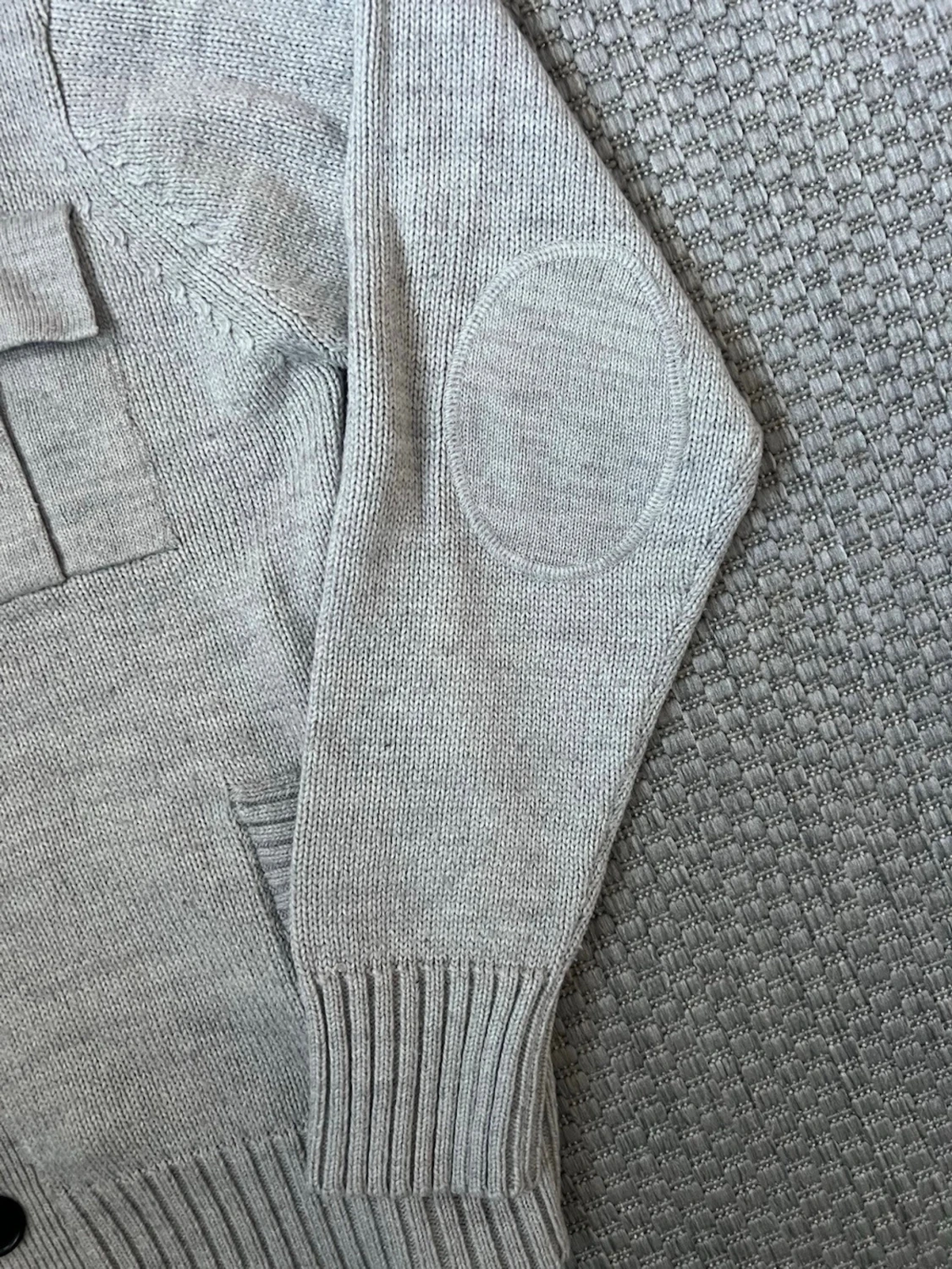 Ljusgrå stickad cardigan med fickor - 3