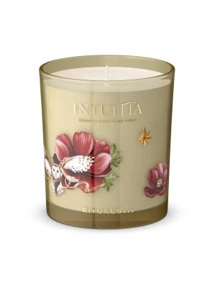 Nytt! Doftljus Rituals Intuita - Helt nytt i kartong! Snyggt doftljus från Rituals i glasbehållare med guldfärg och dekorativa blommor, uggla och stjärna. Texten 'Intuita' och 'listen to your inner voice' står på framsidan. Perfekt för att skapa mysig stämning hemma. Senaste limited edition. 290gr full size.