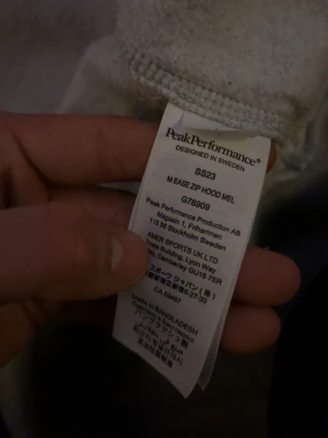 Peak performance hoodie - 2