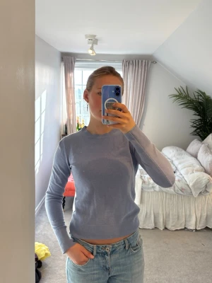 Kashmir tröja  - Blå Kashmir tröja som passar st S, fler bilder finns💕