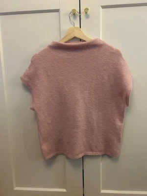 Ljusrosa stickad topp - Ljusrosa stickad topp! Från Lindex 🩷
