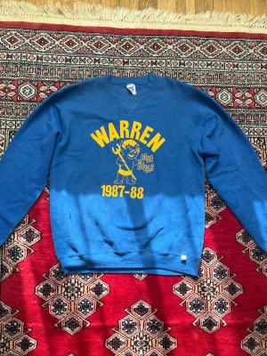 Vintage sweatshirt - Vintage Warren Blue Devils College Shirt from 1987 in good condition  Size M  Lenght 63cm Width 50cm  If you have any questions or offer, let me know:)  