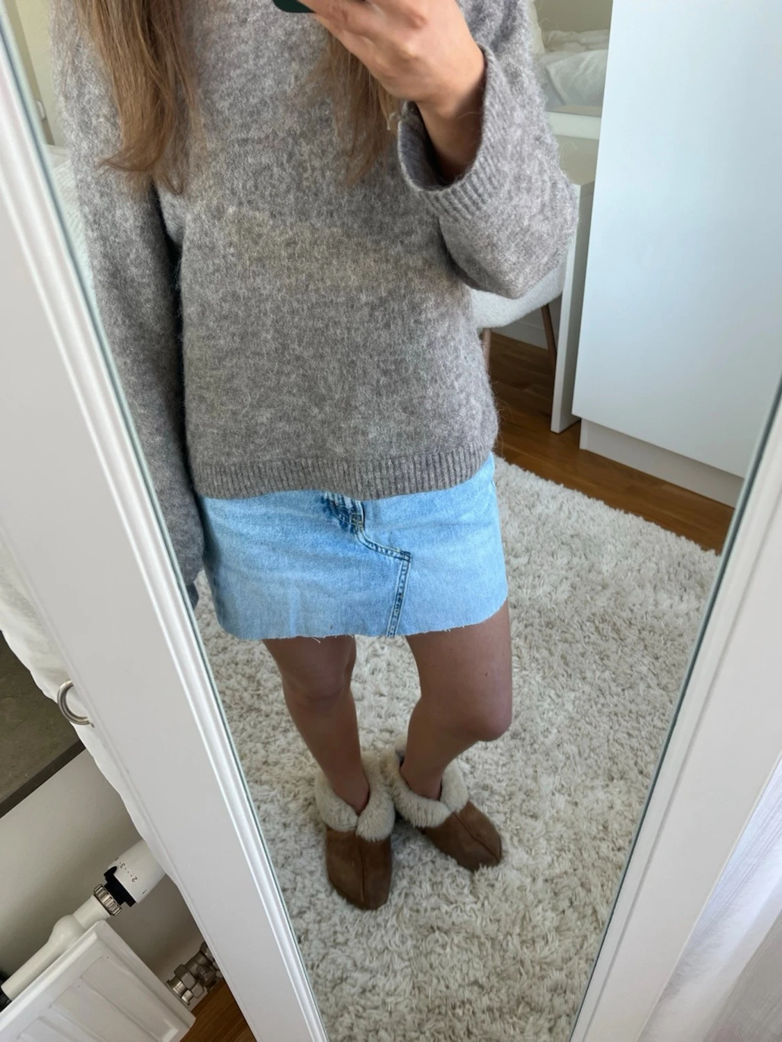 Ljusblå jeanskjol i kort modell - 1