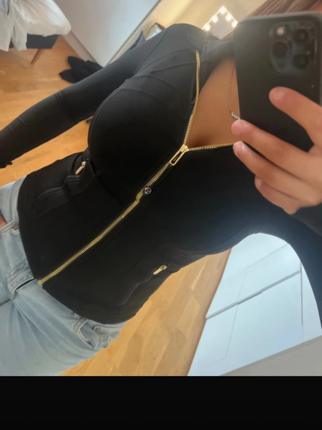 LULULEMON DEFINE JACKET - 4