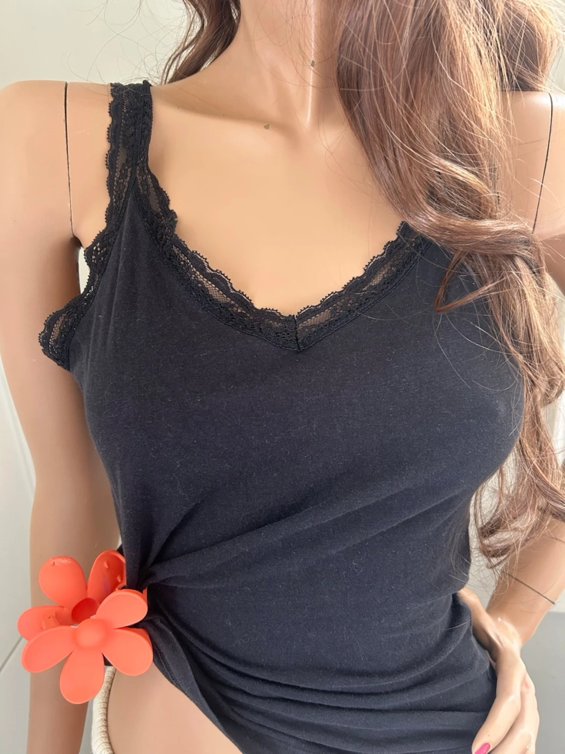 Svart spetsdetaljerad linnetopp - 3