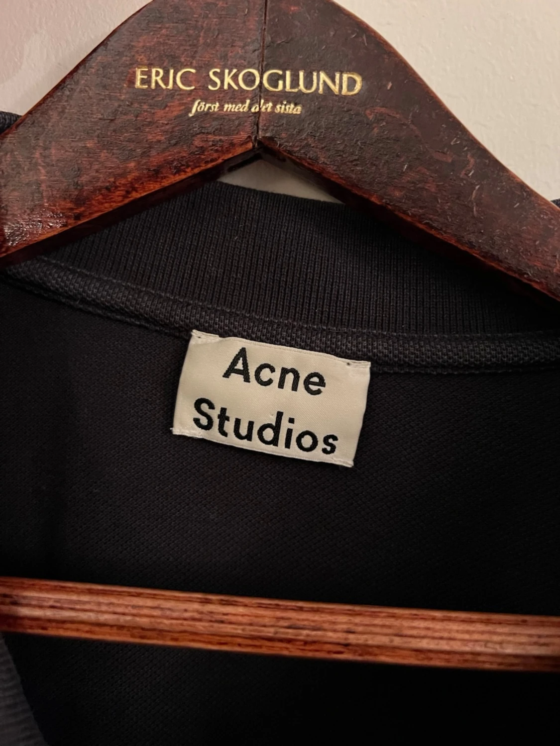 Svart pikétröja från Acne Studios - 3