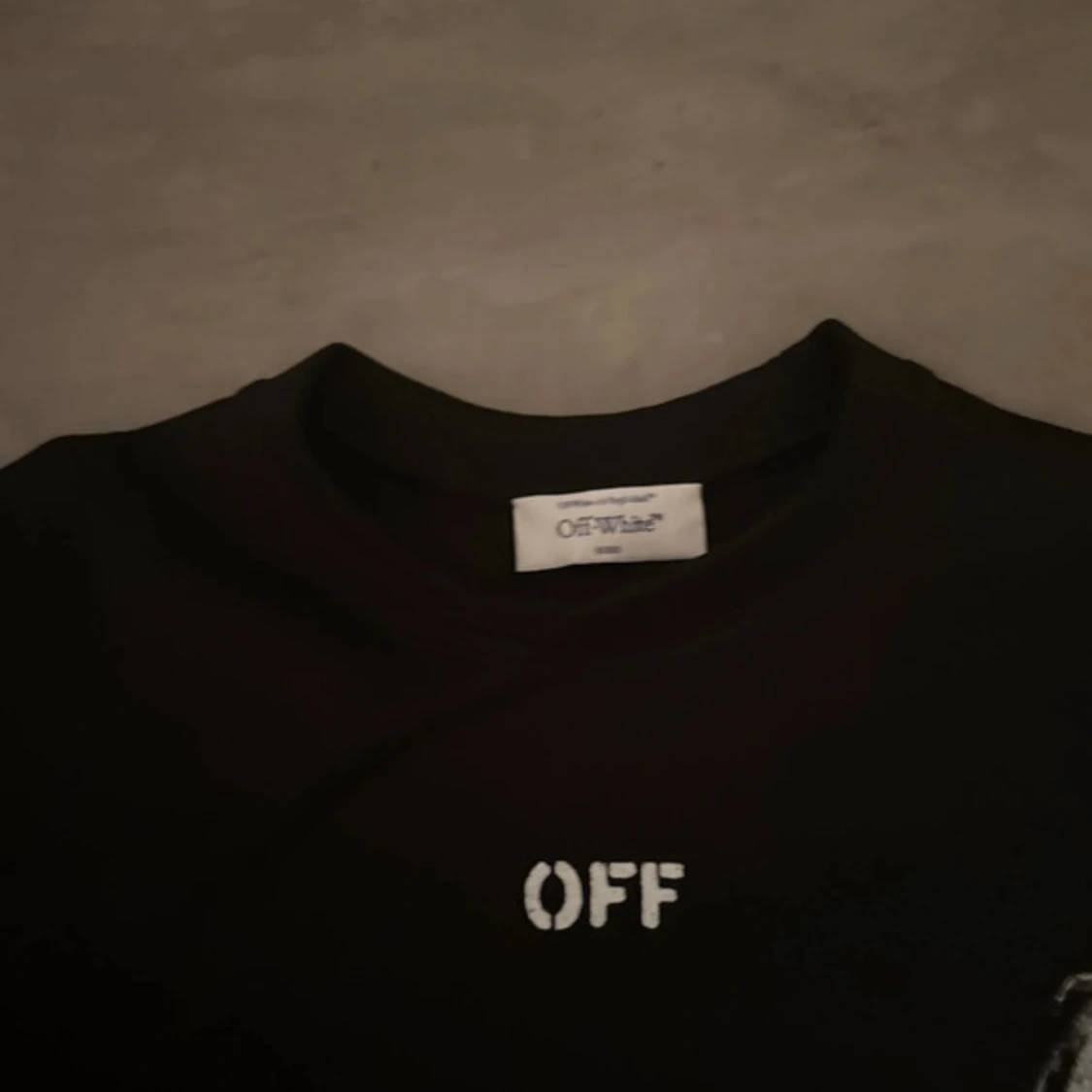 Svart Off-White t-shirt med print - 2