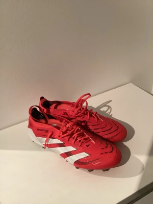 Adidas Predator Elite AG fotbollsskor - Oanvända storlek 45 1/3