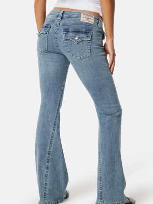 ljusblå bootcut jeans från True Religion  - säljer mina true religon jeans i modellen joey eftersom att dom inte kommer till användning, dom är nästan helt nya och använt dom ett par fåtal gånger. pris kan diskuteras💕