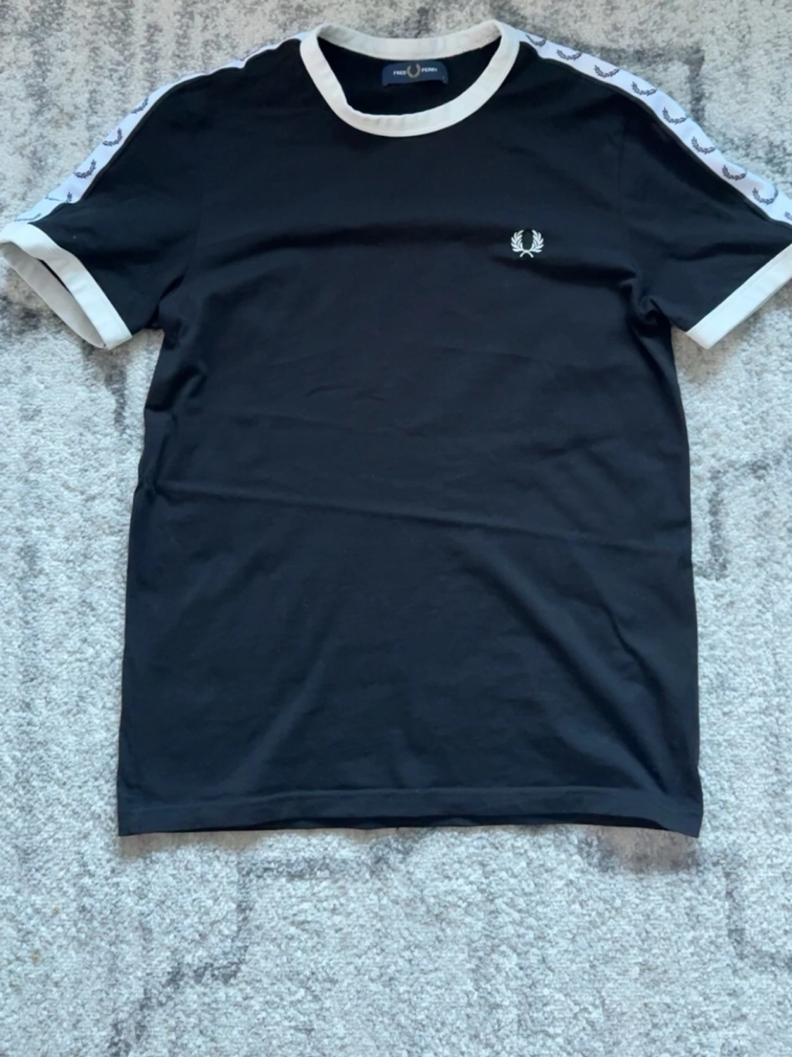 Fred perry t-shirt