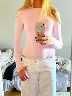 Rosa body - Säljer min body i en jättttefin ljusrosa färg! 🩷🩷
