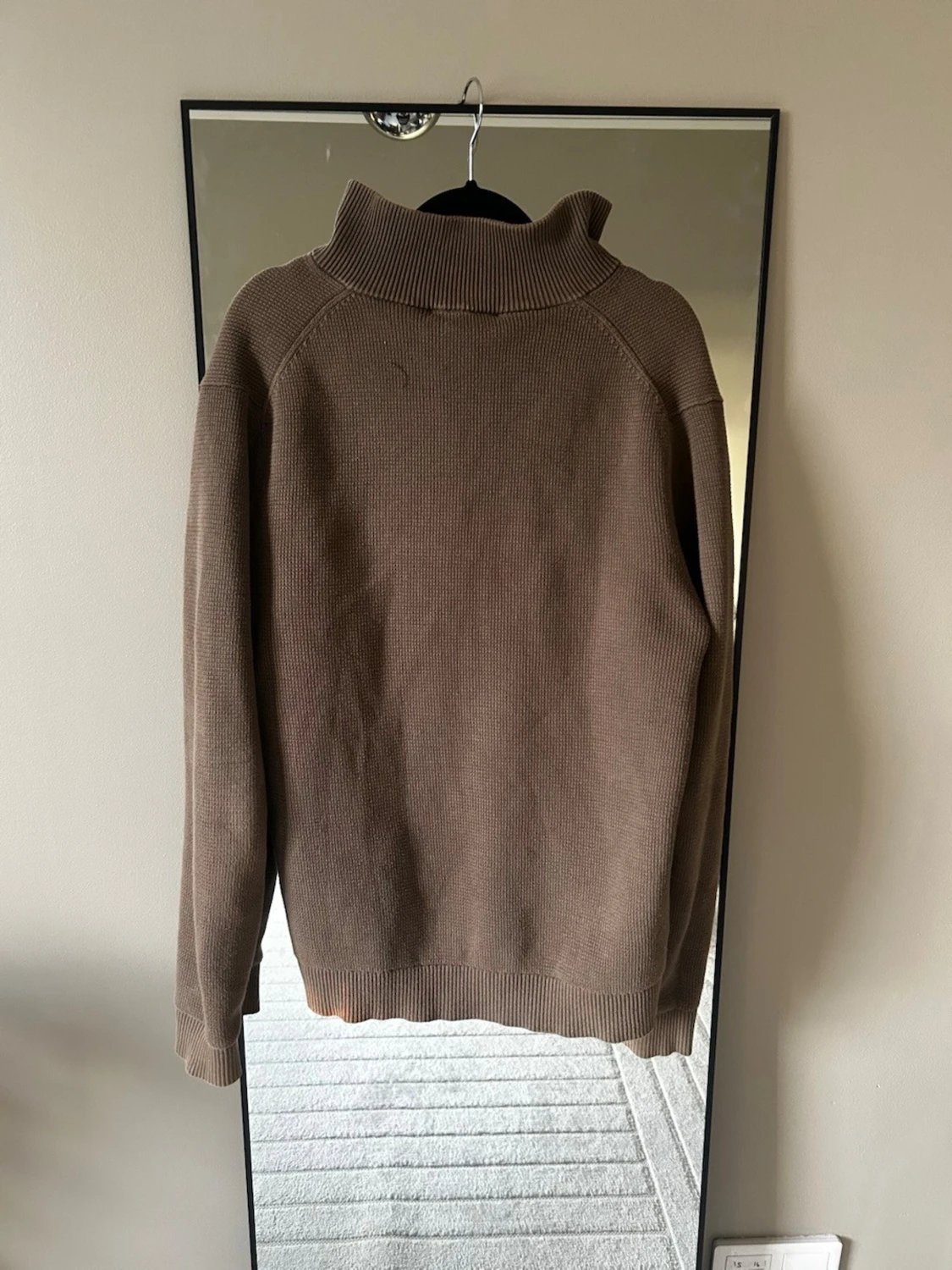 Brun stickad halvzip  - 2
