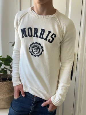 Morris tröja stickad  - Morris tröja stickad, Inga defekter! Modellen i bilderna är 180 cm 75 kg och bär Storlek S , Kom med frågor! 🌟 (Kan gå ned i pris vid köp av paket 😉) 