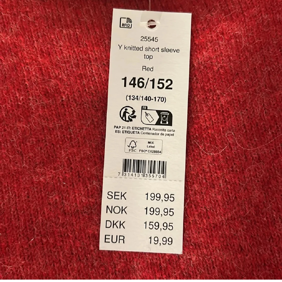 Röd stickad tröja från Gina  - 2
