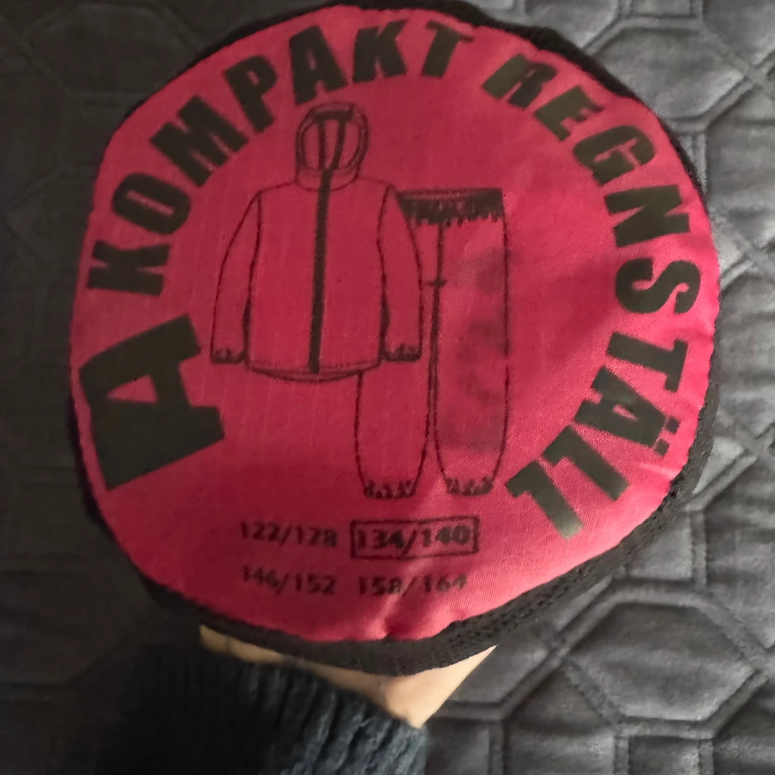 Rosa regnjacka + regnbyxor från Active, stl 134/140 - 3