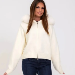 Alessa jacka - Säljs då jag ej använder längre.